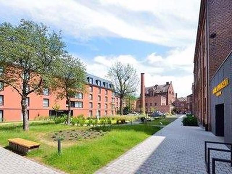Arche Dwor Uphagena