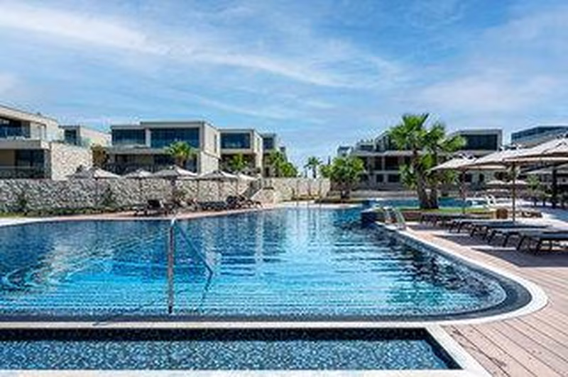 Petram Resort&Residences