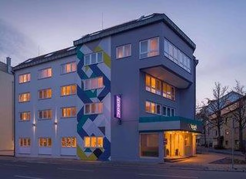 Spark by Hilton