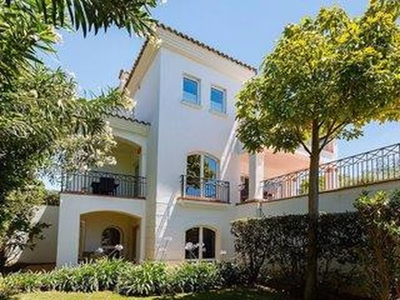 Arcos Gardens Sol Rent Golf