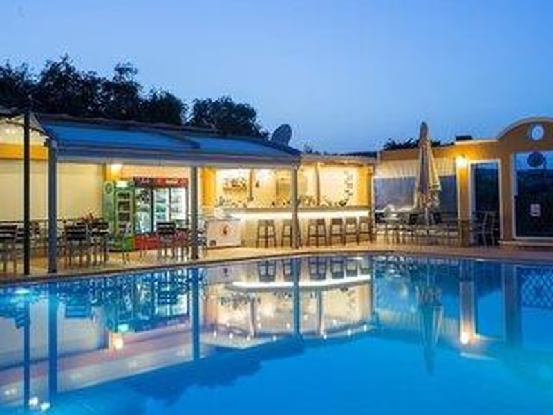 Nontas Hotel & Apartments